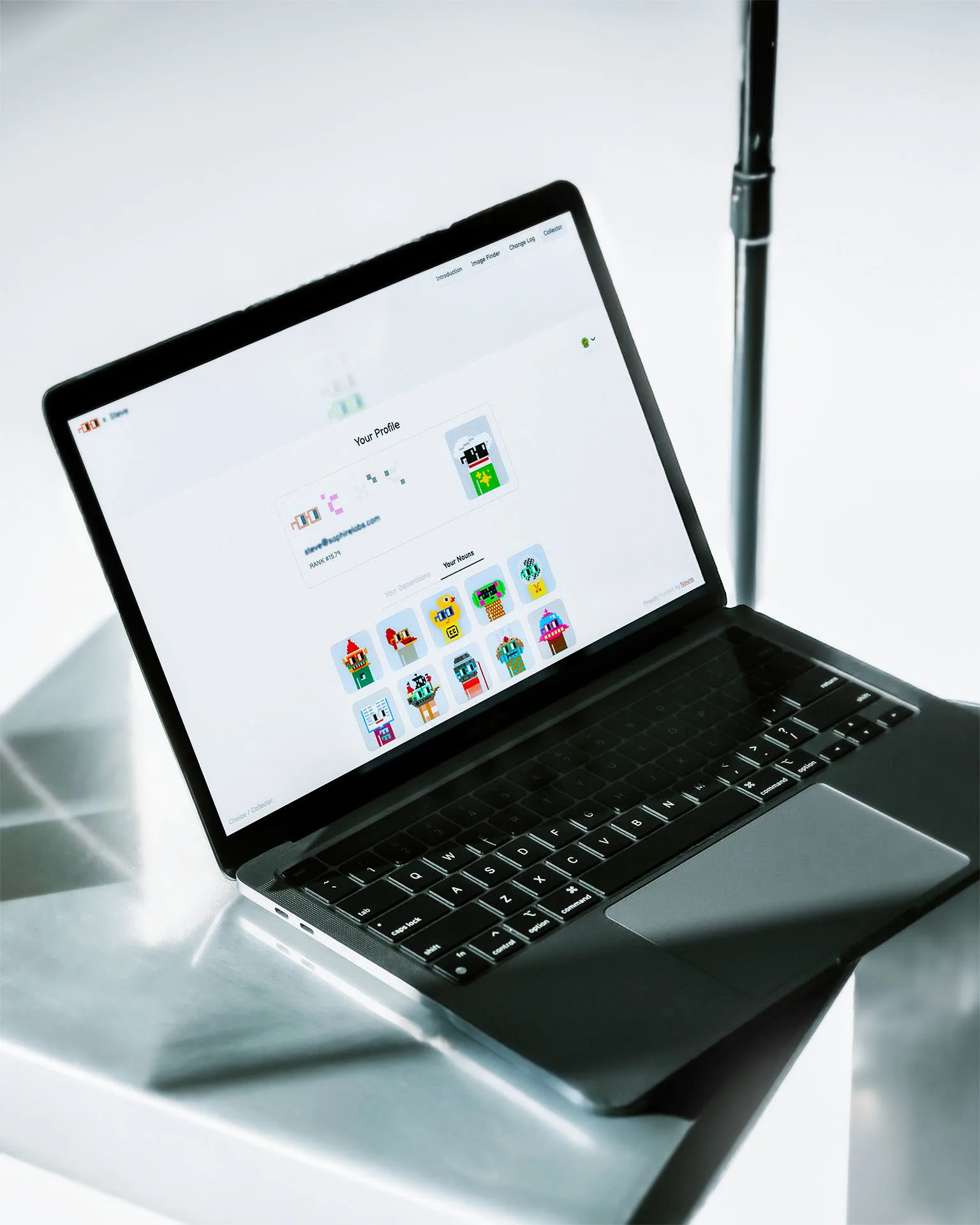 Nouns-Web3-App-Sculpture-WalletKit